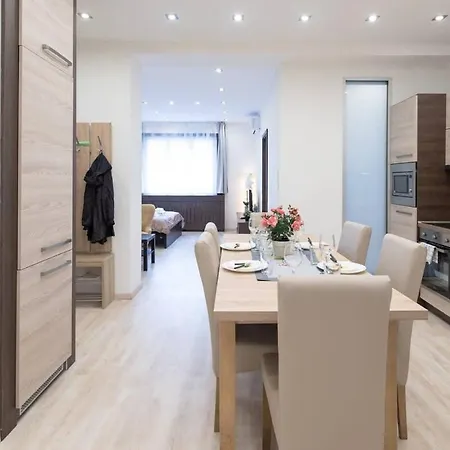 Very Central Modern And Cozy Ac Apartment Budapest Exterior photo