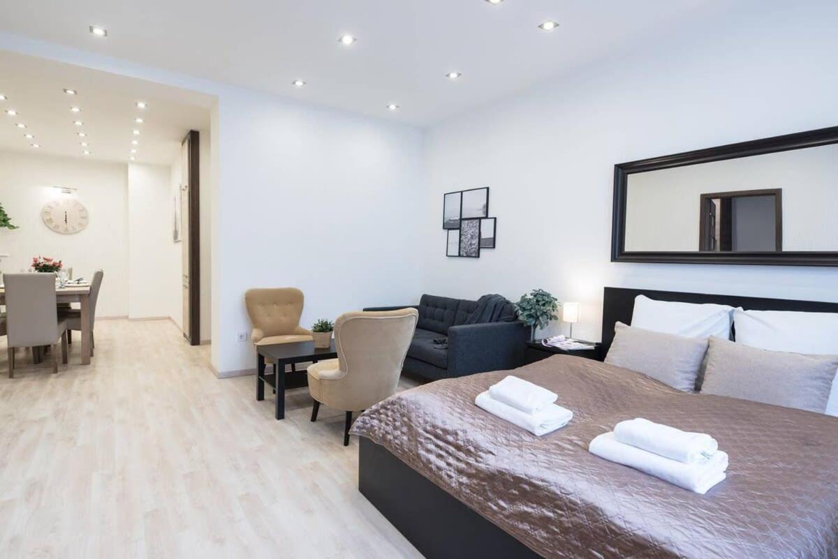 דירה Very Modern And Cozy Ac בודפשט